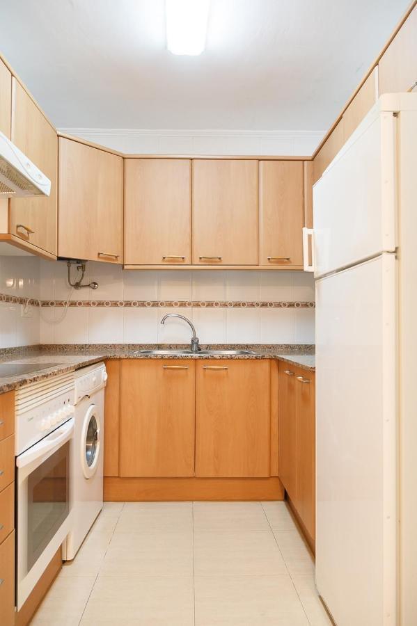 Uhc Village Park Apartments Салоу Экстерьер фото