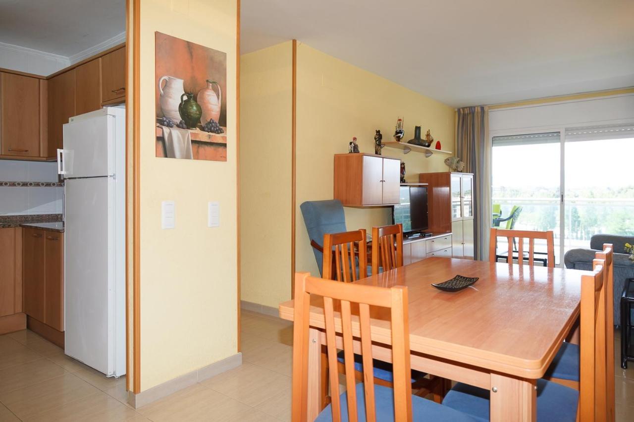 Uhc Village Park Apartments Салоу Экстерьер фото