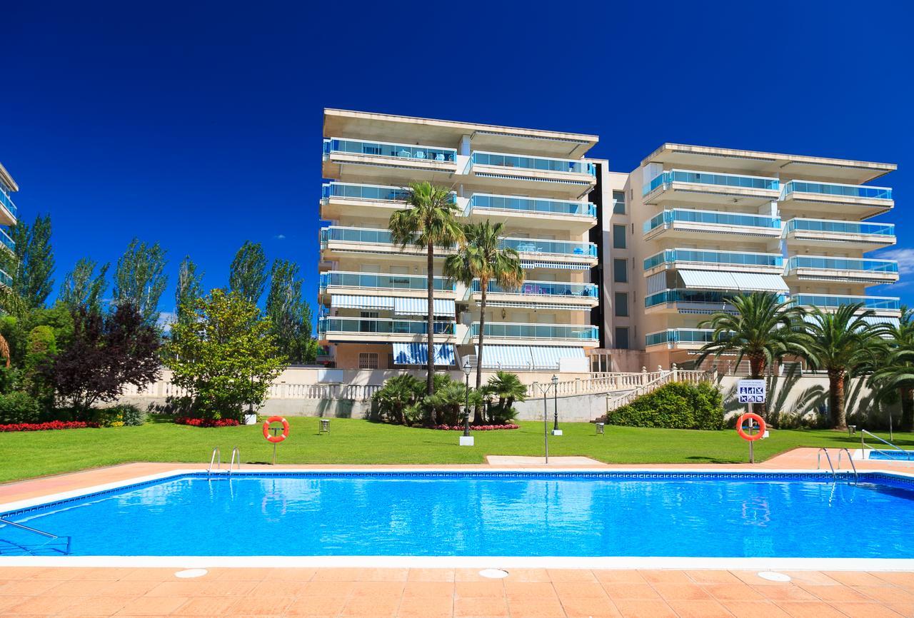 Uhc Village Park Apartments Салоу Экстерьер фото