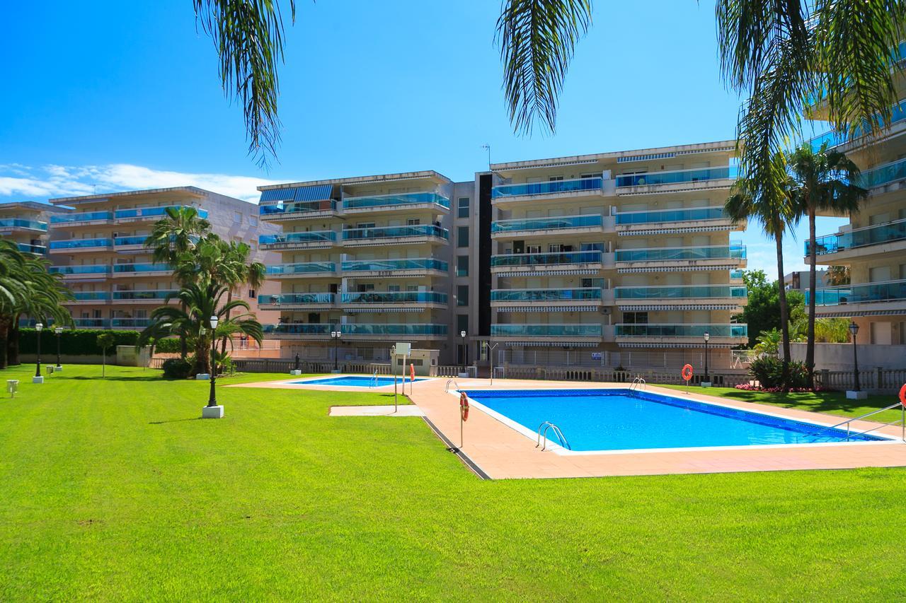 Uhc Village Park Apartments Салоу Экстерьер фото